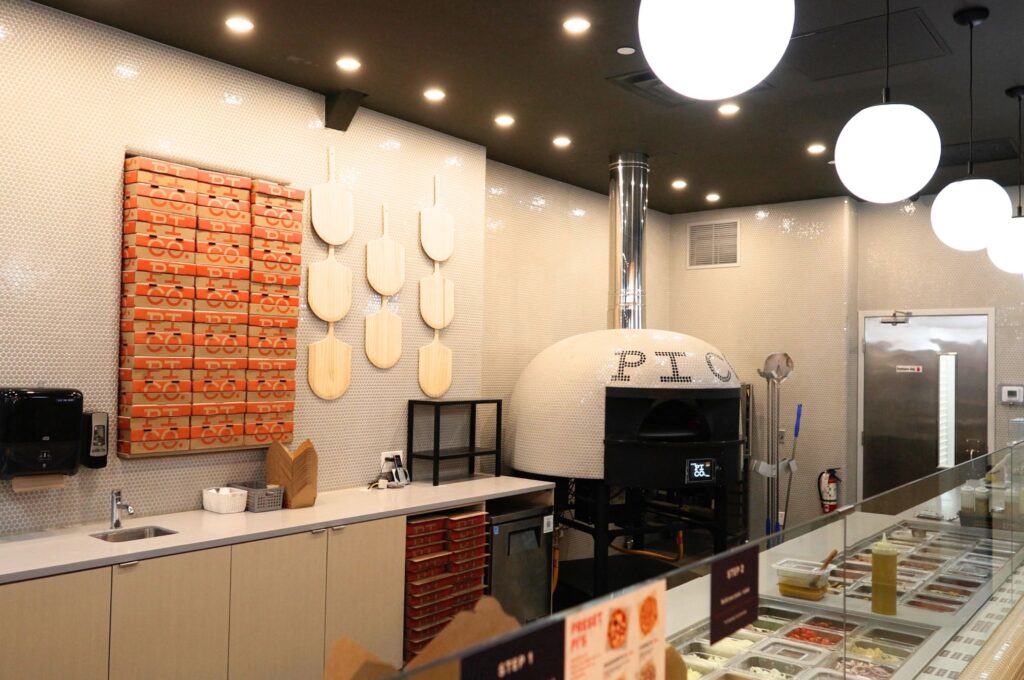 cam struct pizza interior